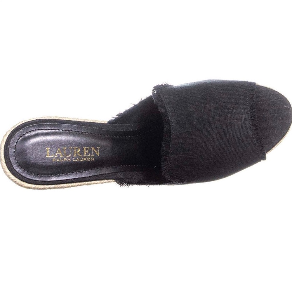 Sandals - Picture 2 of 6